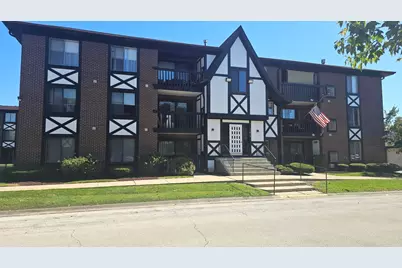 13615 Lamon Avenue #510, Crestwood, IL 60418 - Photo 1