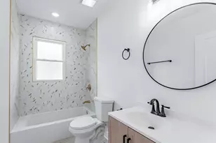 [Address not provided], Chicago, IL 60628 - Photo 12
