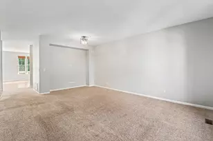 905 Indigo Ct, Hanover Park, IL 60133 - Photo 36