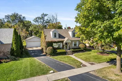 116 Westend Avenue, Westmont, IL 60559 - Photo 2