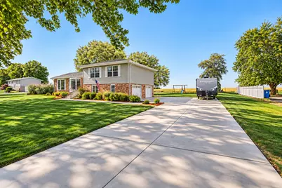 114 Eugene Street, Towanda, IL 61776 - Photo 32