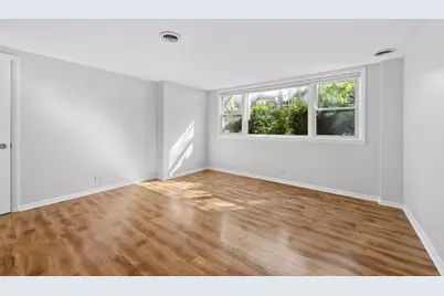 1510 W Addison Street #G, Chicago, IL 60613 - Photo 2