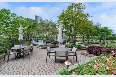 400 N Lasalle Street #3305, Chicago, IL 60654 - Photo 26