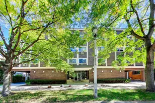 222 N Grove Ave, Oak Park, IL 60302 - Photo 1