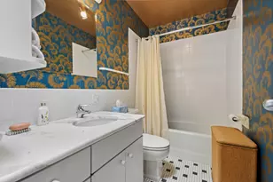 925 W Wolfram St, Chicago, IL 60657 - Photo 10