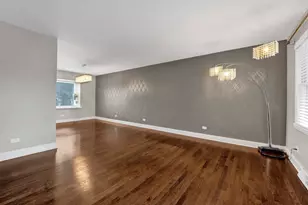 397 Forest Preserve Dr, Wood Dale, IL 60191 - Photo 4