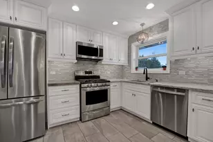 397 Forest Preserve Dr, Wood Dale, IL 60191 - Photo 10