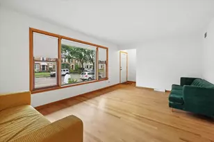 4830 N Nagle Ave, Chicago, IL 60630 - Photo 4