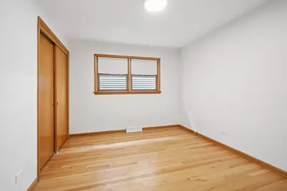 4830 N Nagle Avenue, Chicago, IL 60630 - Photo 8