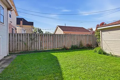 4562 N Mulligan, Chicago, IL 60630 - Photo 24
