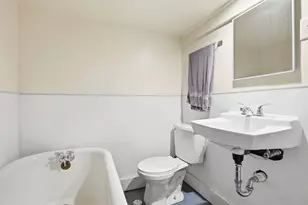 4562 N Mulligan, Chicago, IL 60630 - Photo 18