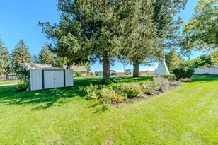 984 Fairview St, German Valley, IL 61039 - Photo 22
