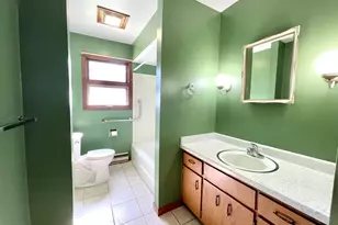 100-102 W Greenwood St, Grant Park, IL 60940 - Photo 16