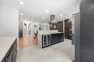 12101 Gatewater Dr, Potomac, MD 20854 - Photo 14