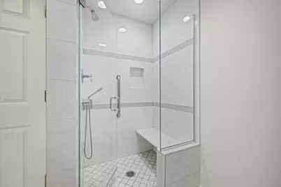 [Address not provided], Winnetka, IL 60093 - Photo 18