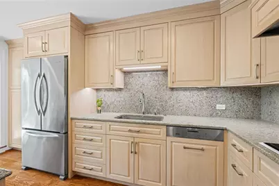[Address not provided], Winnetka, IL 60093 - Photo 10