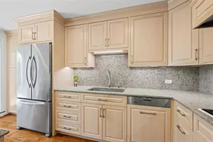 [Address not provided], Winnetka, IL 60093 - Photo 10