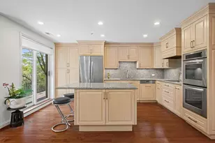 [Address not provided], Winnetka, IL 60093 - Photo 8