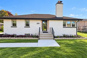 9441 Greenwood Dr, Des Plaines, IL 60016 - Photo 6