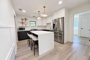 9441 Greenwood Dr, Des Plaines, IL 60016 - Photo 16