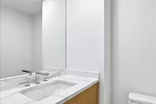 950 N Michigan Ave, Chicago, IL 60611 - Photo 8