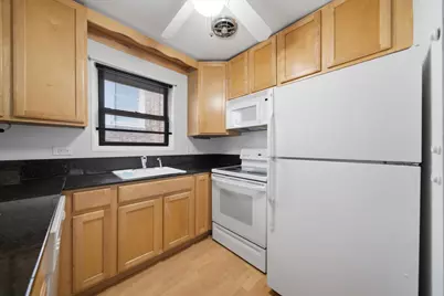 503 Sheridan Road #3B, Evanston, IL 60202 - Photo 2