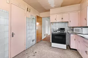 8423 S Wolcott Ave, Chicago, IL 60620 - Photo 6