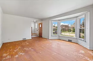 8423 S Wolcott Ave, Chicago, IL 60620 - Photo 2