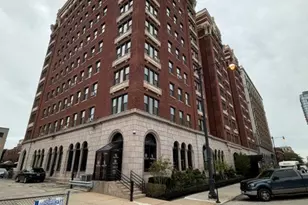 5300 S South Shore Dr, Chicago, IL 60615 - Photo 1