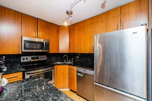 1339 N Dearborn St, Chicago, IL 60610 - Photo 12