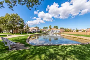 1000 Bayside Dr, Palatine, IL 60074 - Photo 2