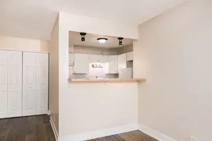 1000 Bayside Dr, Palatine, IL 60074 - Photo 16