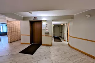 9820 S Pulaski Rd, Oak Lawn, IL 60453 - Photo 8