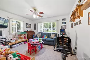410 Harmony Dr, North Aurora, IL 60542 - Photo 20
