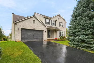 304 Edgewood Drive, Minooka, IL 60447 - Photo 2