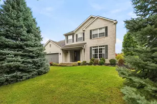 304 Edgewood Dr, Minooka, IL 60447 - Photo 1