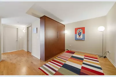807 Davis Street #1301, Evanston, IL 60201 - Photo 14