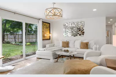 1909 Martingale Road, Wheaton, IL 60187 - Photo 10