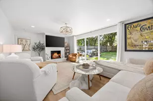 1909 Martingale Rd, Wheaton, IL 60187 - Photo 8