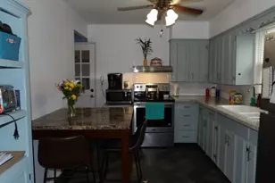 719 S McKinley St, Harrisburg, IL 62946 - Photo 6