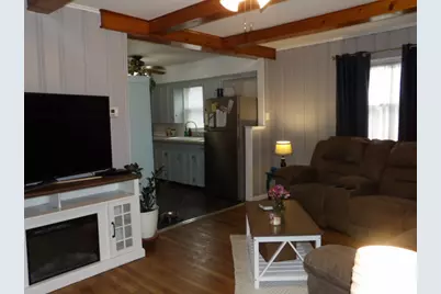 719 S McKinley Street, Harrisburg, IL 62946 - Photo 2