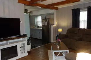 719 S McKinley St, Harrisburg, IL 62946 - Photo 2