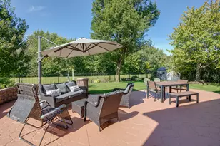 430 Hillandale Dr, Bartlett, IL 60103 - Photo 4