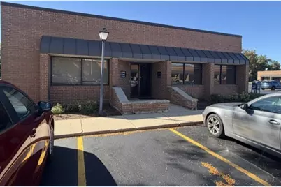 945 W Liberty Drive #10-C, Wheaton, IL 60187 - Photo 2