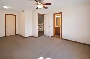 1809 Marina Dr, Normal, IL 61761 - Photo 24