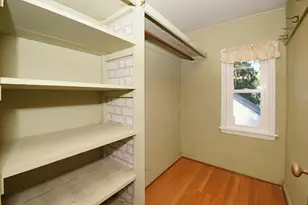 32 S College St, Batavia, IL 60510 - Photo 12