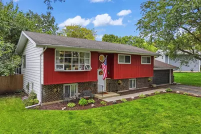 480 Charles Court, South Elgin, IL 60177 - Photo 1