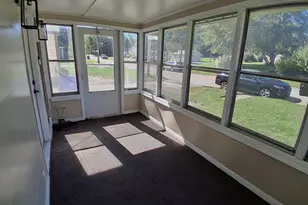 306 Rice St, Kewanee, IL 61443 - Photo 14