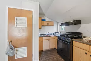1717 S 7th Ave, Maywood, IL 60153 - Photo 14