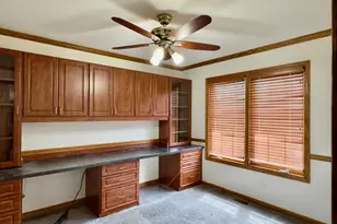10433 Amber Ln, Orland Park, IL 60467 - Photo 12